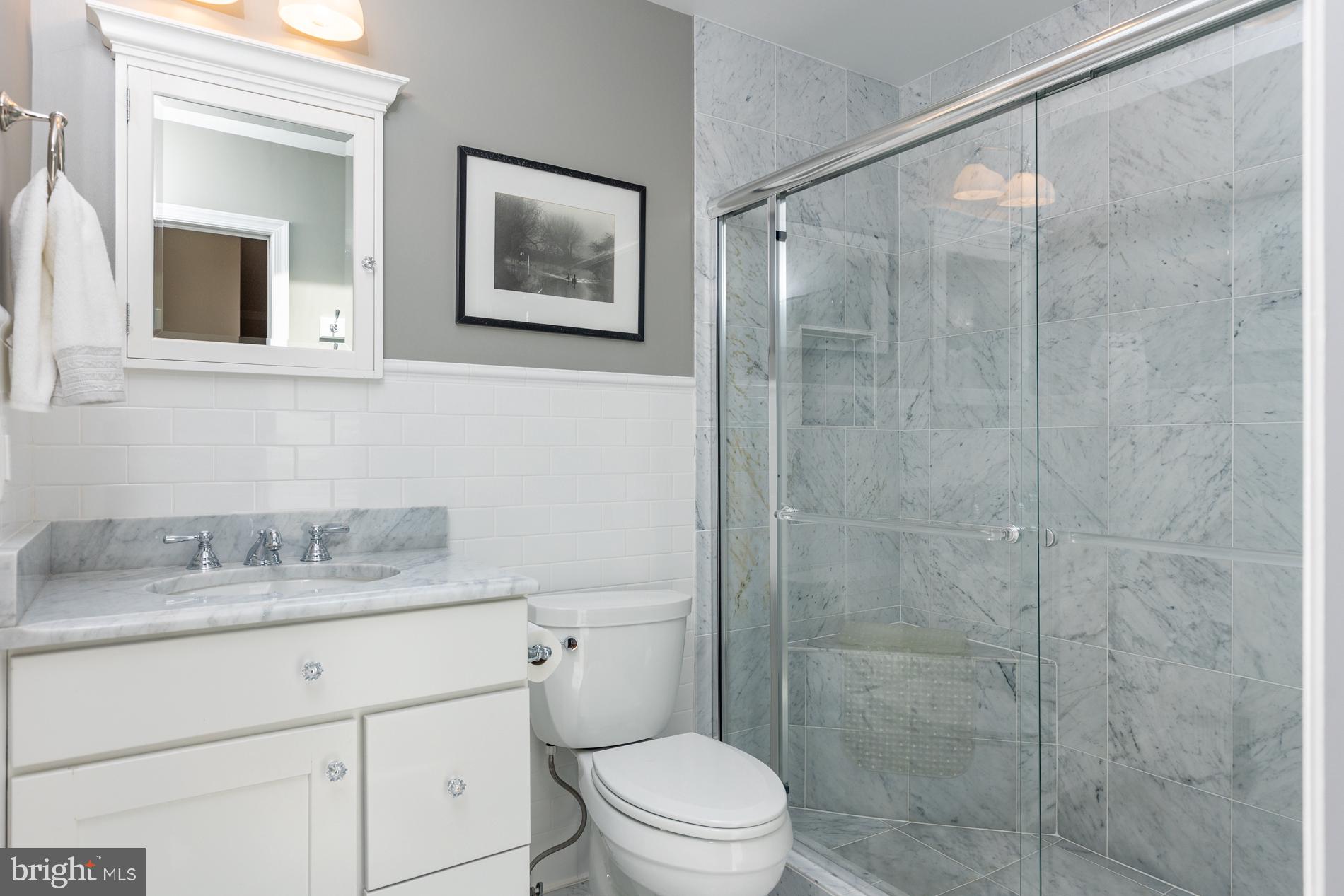 VALEWOOD MANOR - Residential