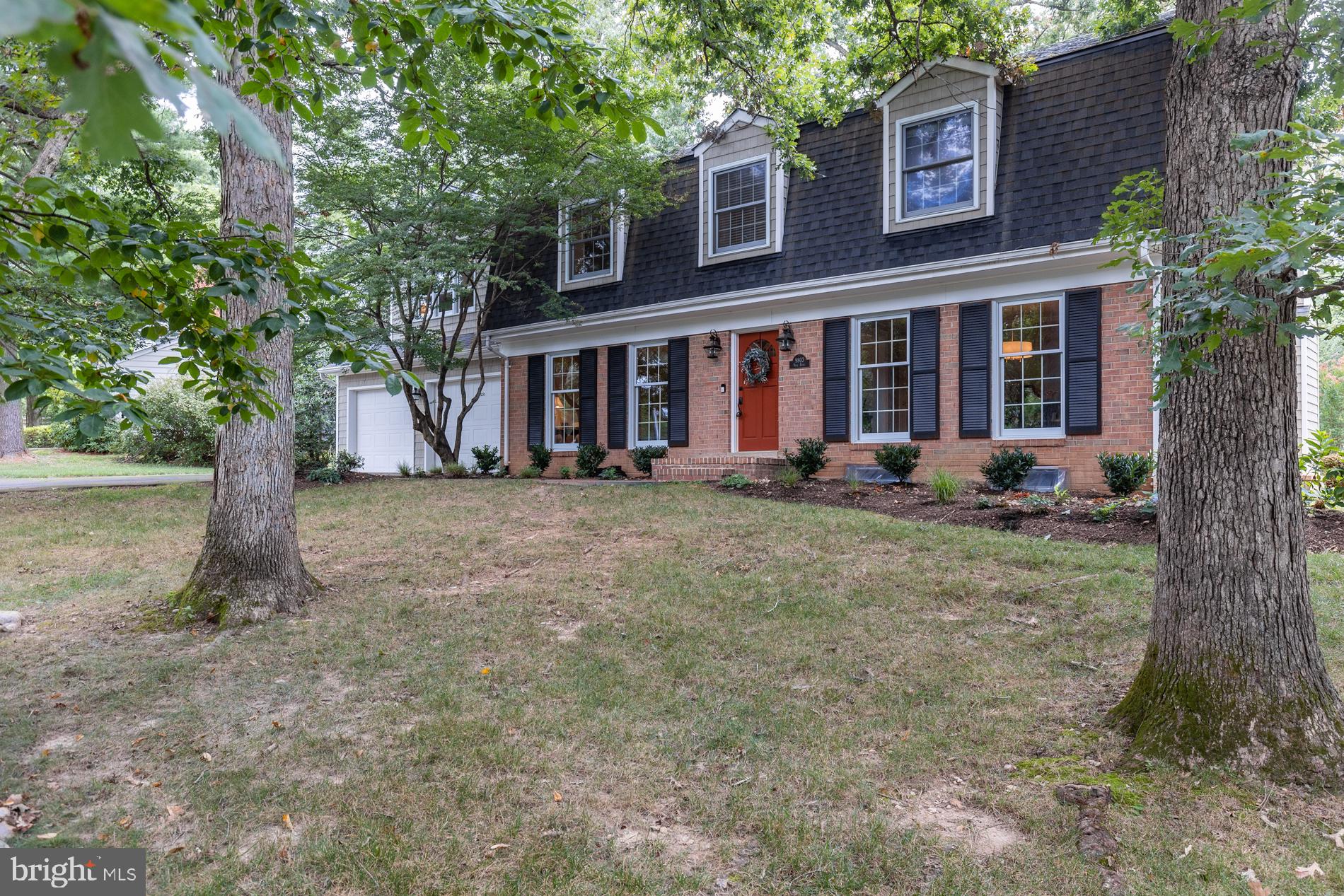 VALEWOOD MANOR - Residential