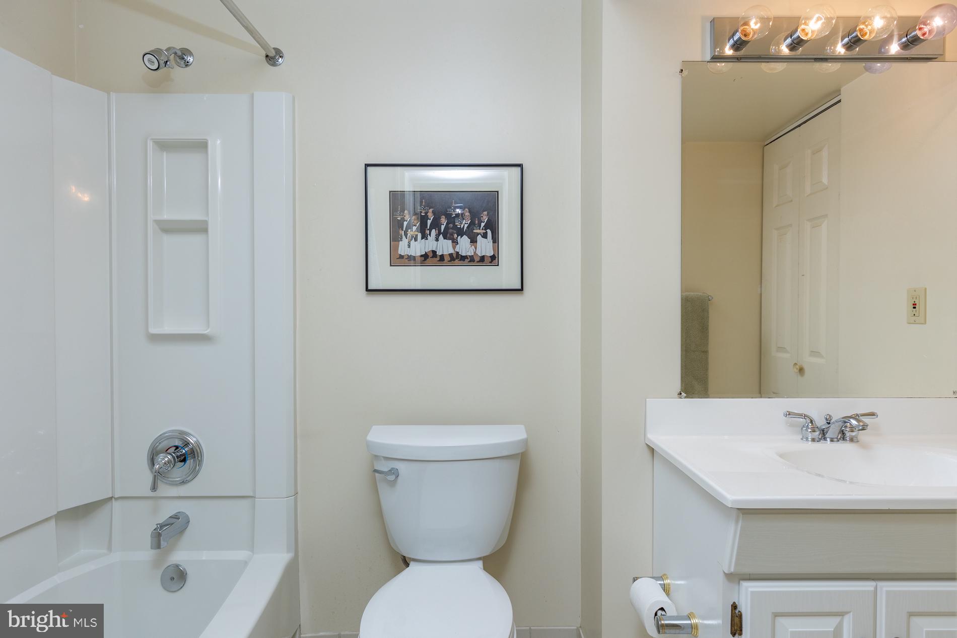 VALEWOOD MANOR - Residential