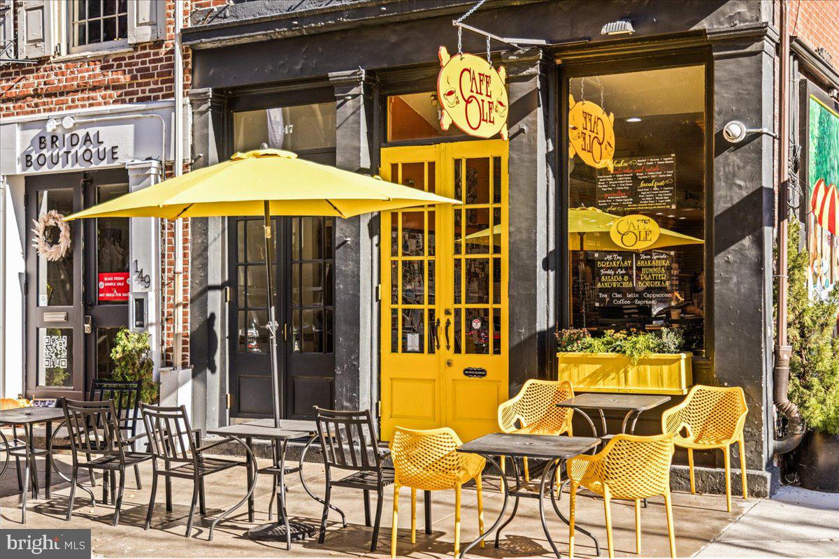 OLD CITY - Commercial Sale