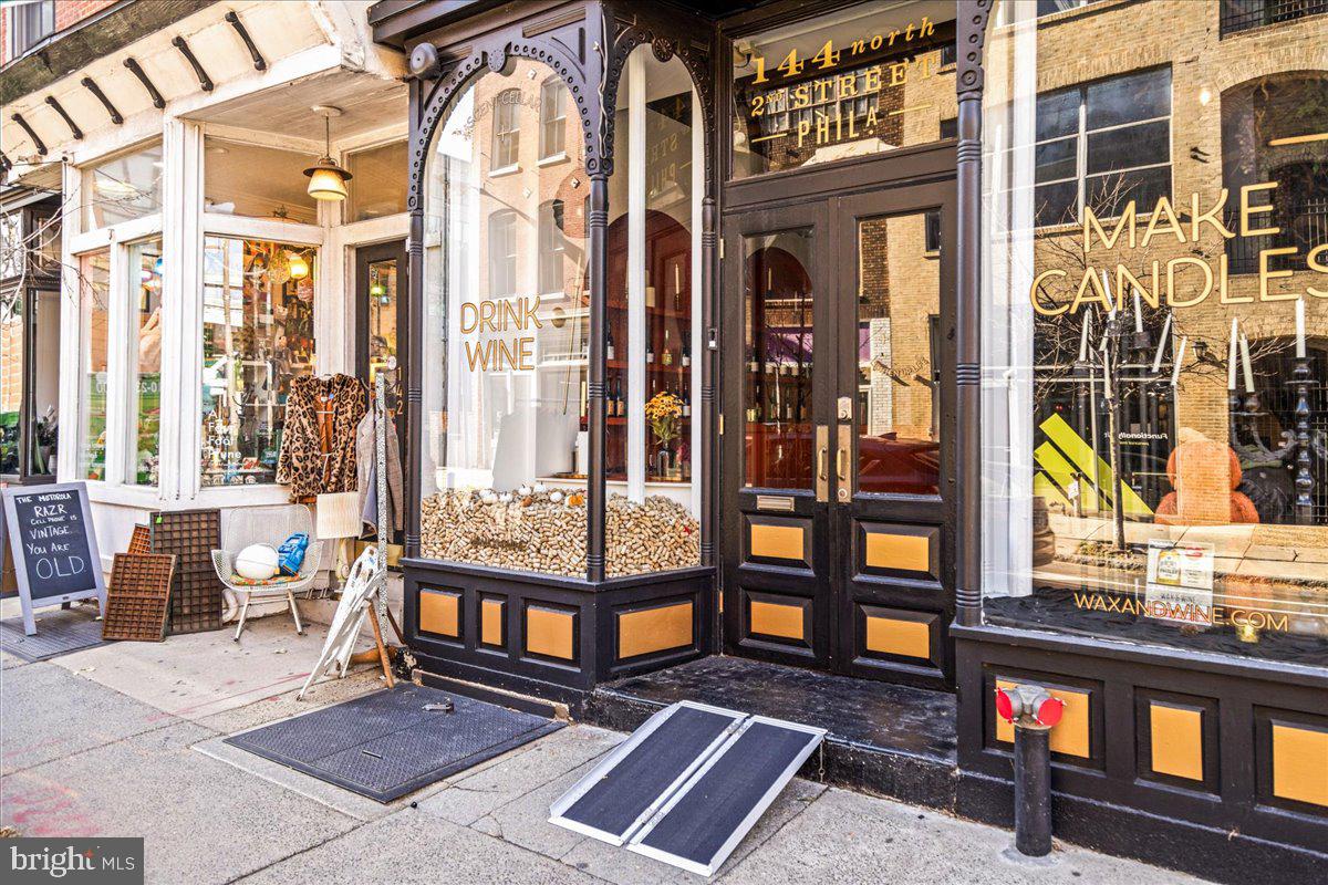 OLD CITY - Commercial Sale