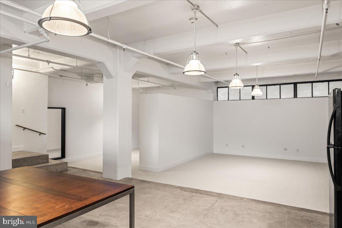 OLD CITY - Commercial Sale