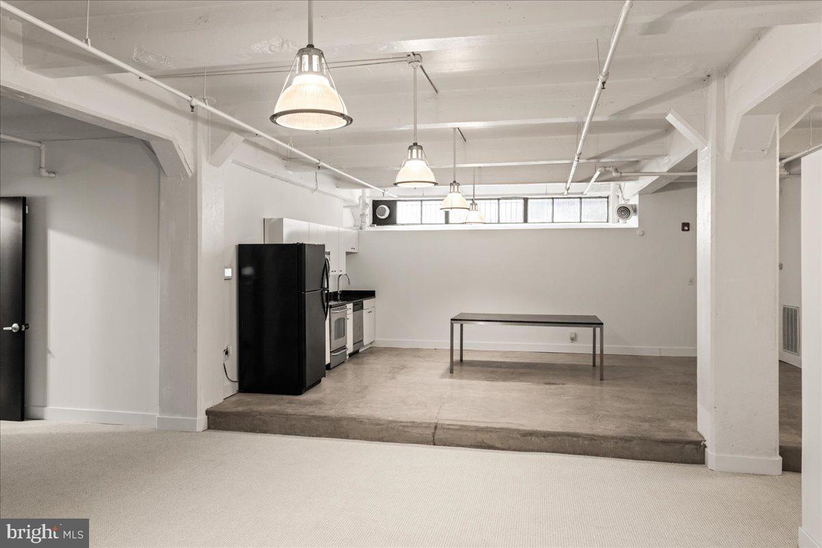 OLD CITY - Commercial Sale