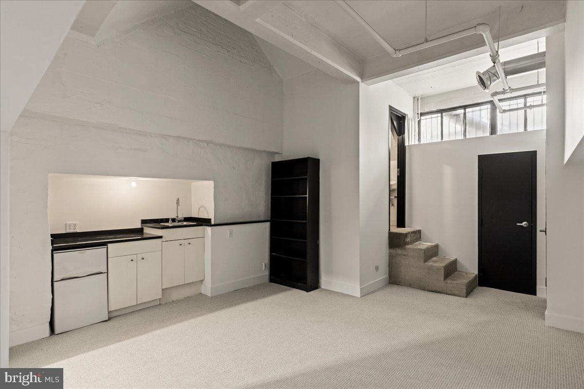 OLD CITY - Commercial Sale