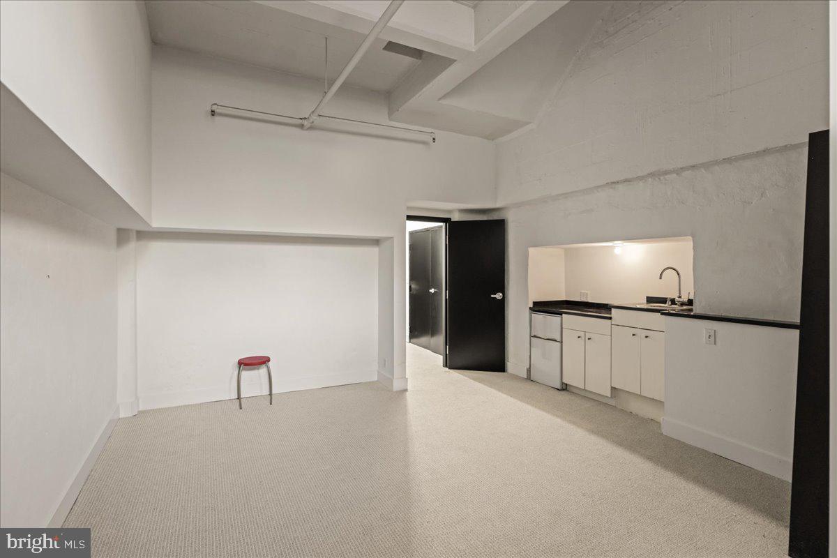 OLD CITY - Commercial Sale