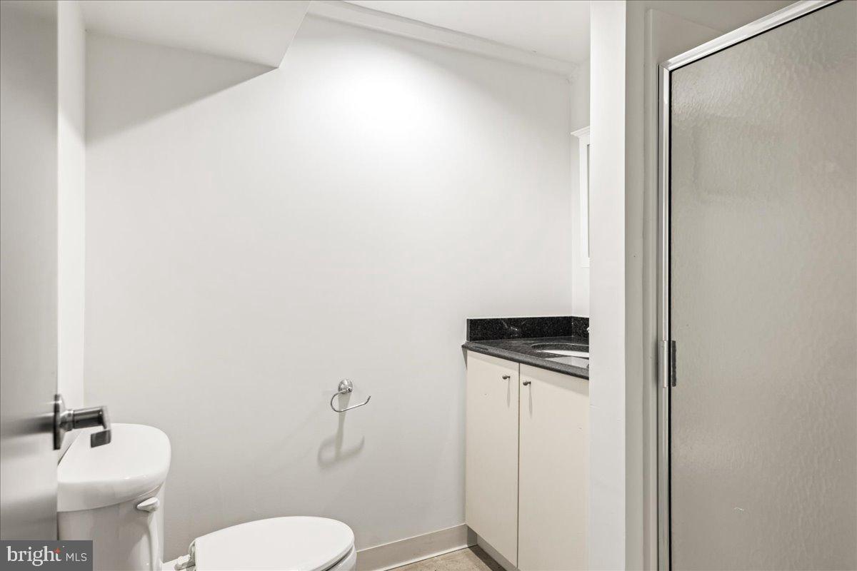 OLD CITY - Commercial Sale