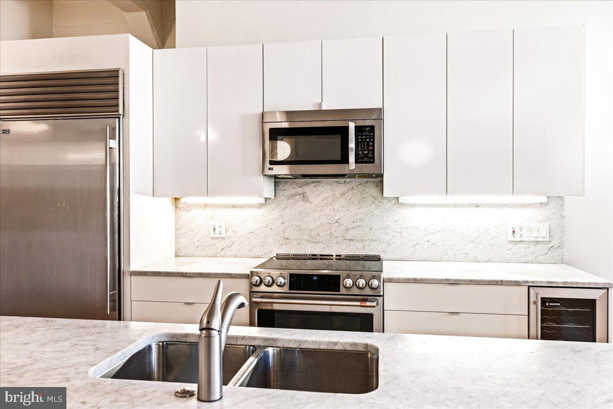 OLD CITY - Commercial Sale