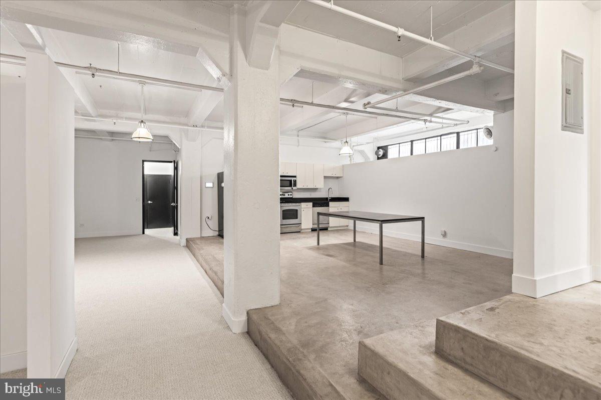 OLD CITY - Commercial Sale