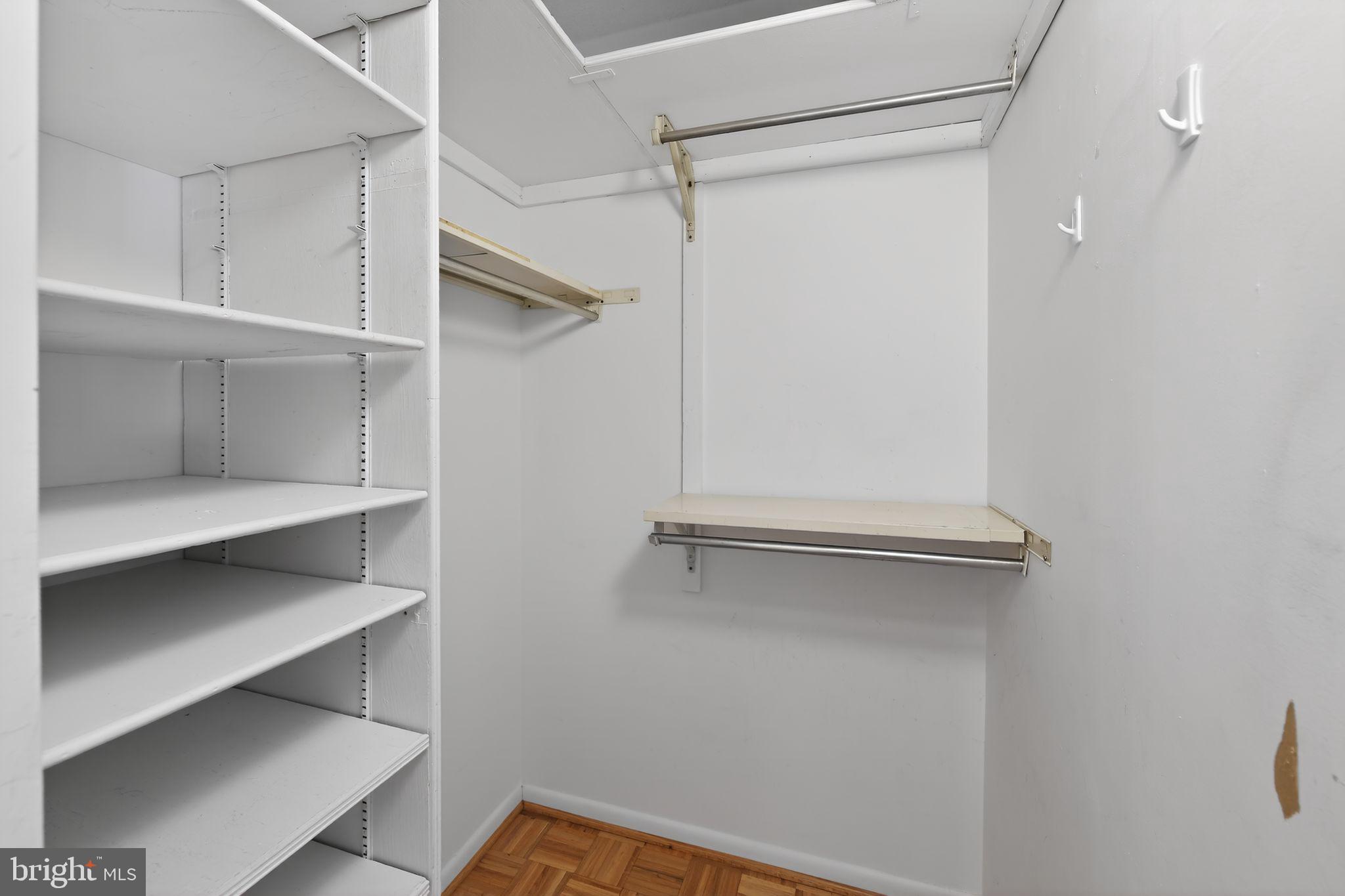 VALLEY FORGE TOWER - Residential