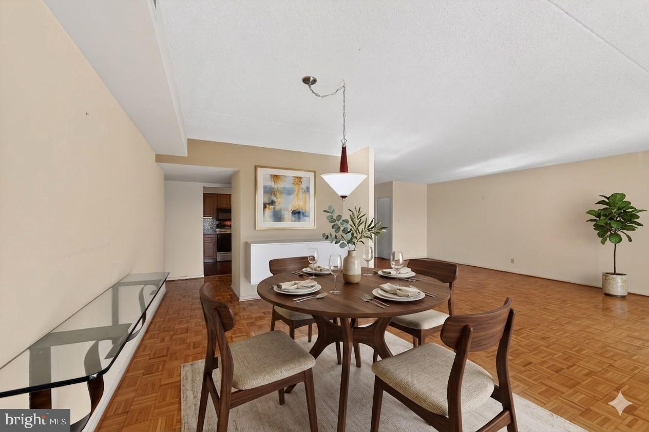 VALLEY FORGE TOWER - Residential