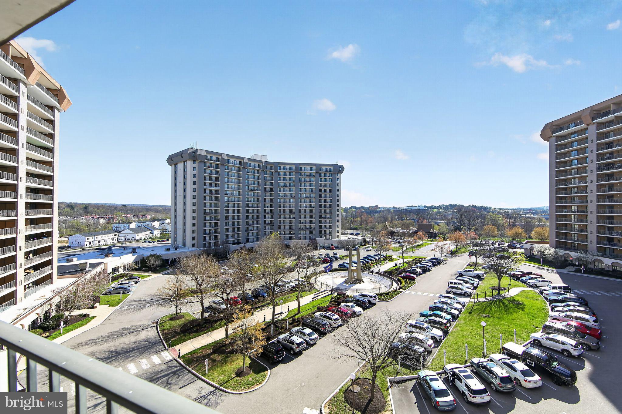 VALLEY FORGE TOWER - Residential