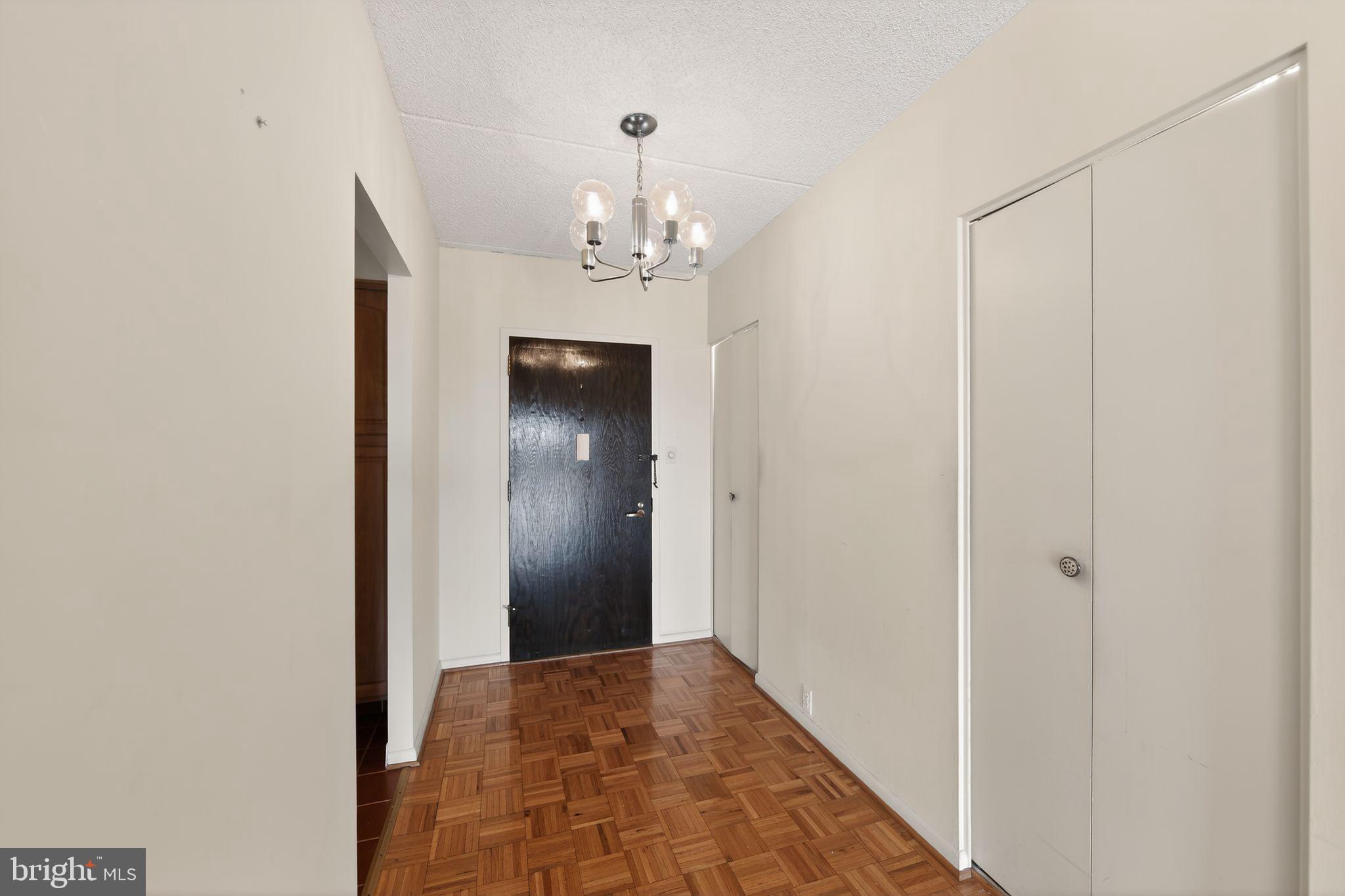 VALLEY FORGE TOWER - Residential