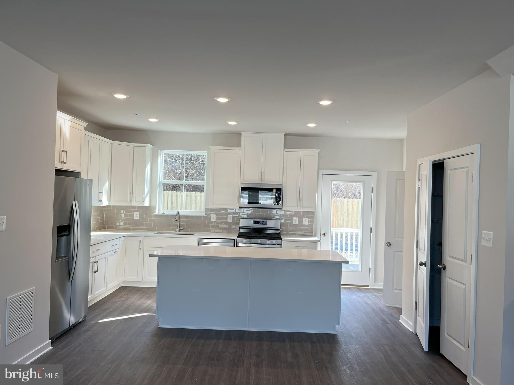 CLOVER MILL - Residential Lease