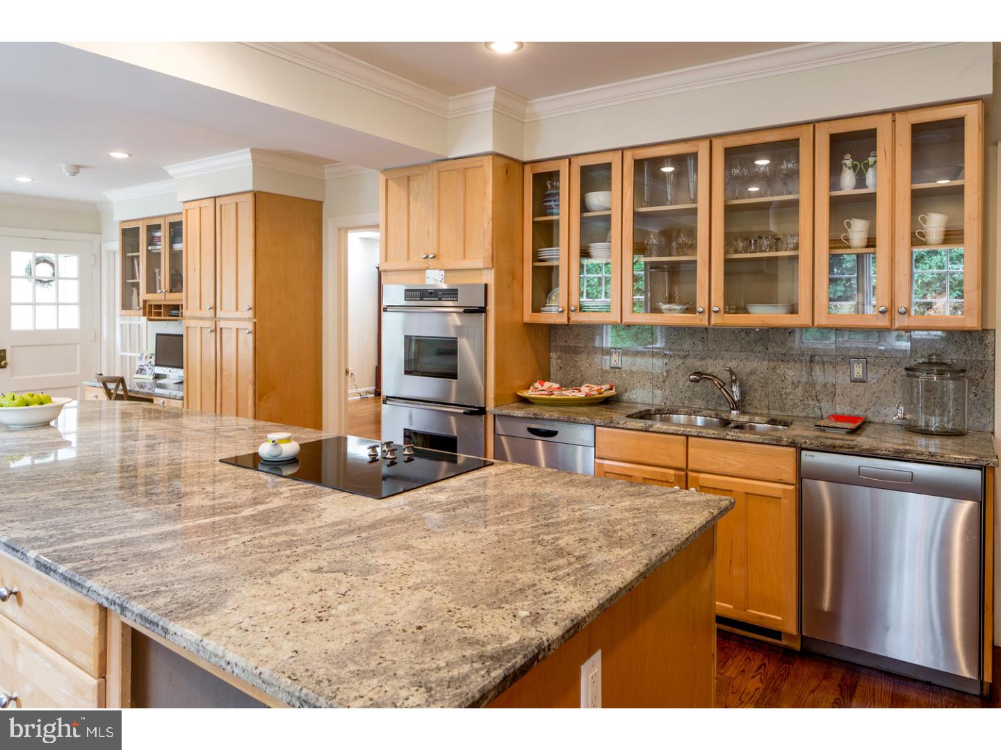 GLADWYNE - Residential