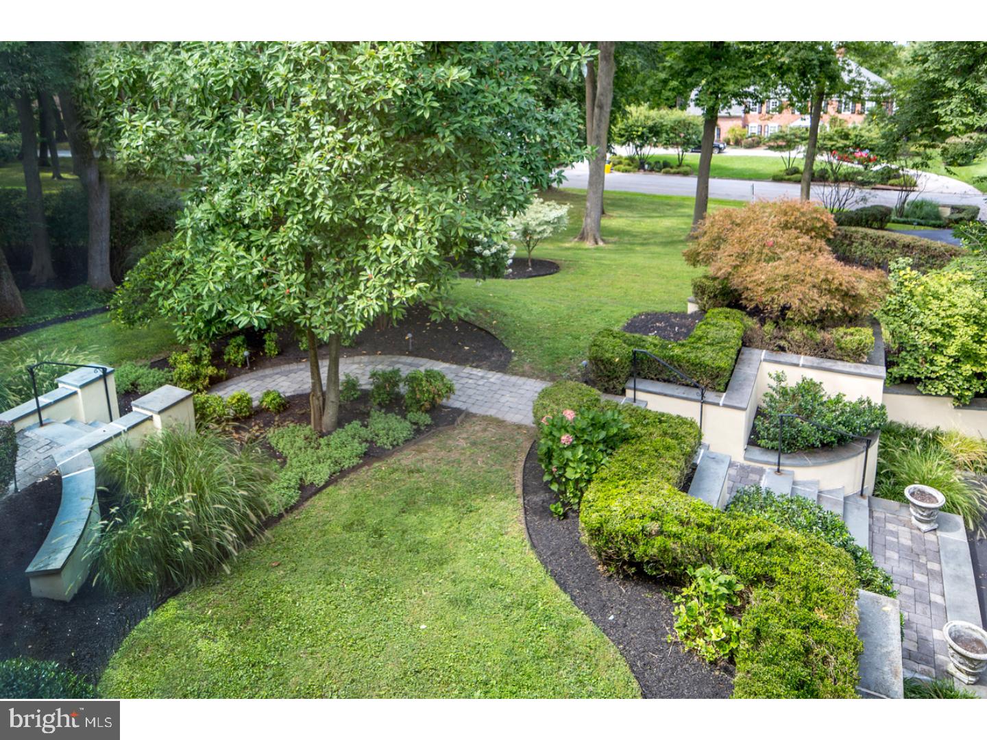 GLADWYNE - Residential