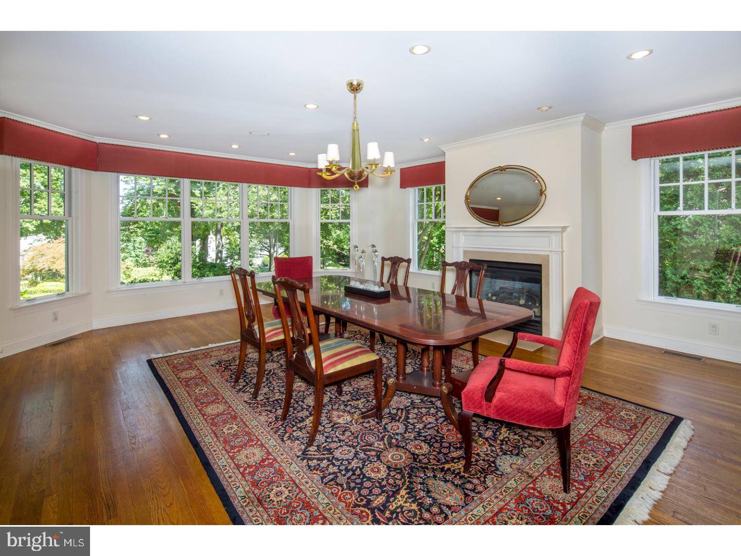 GLADWYNE - Residential