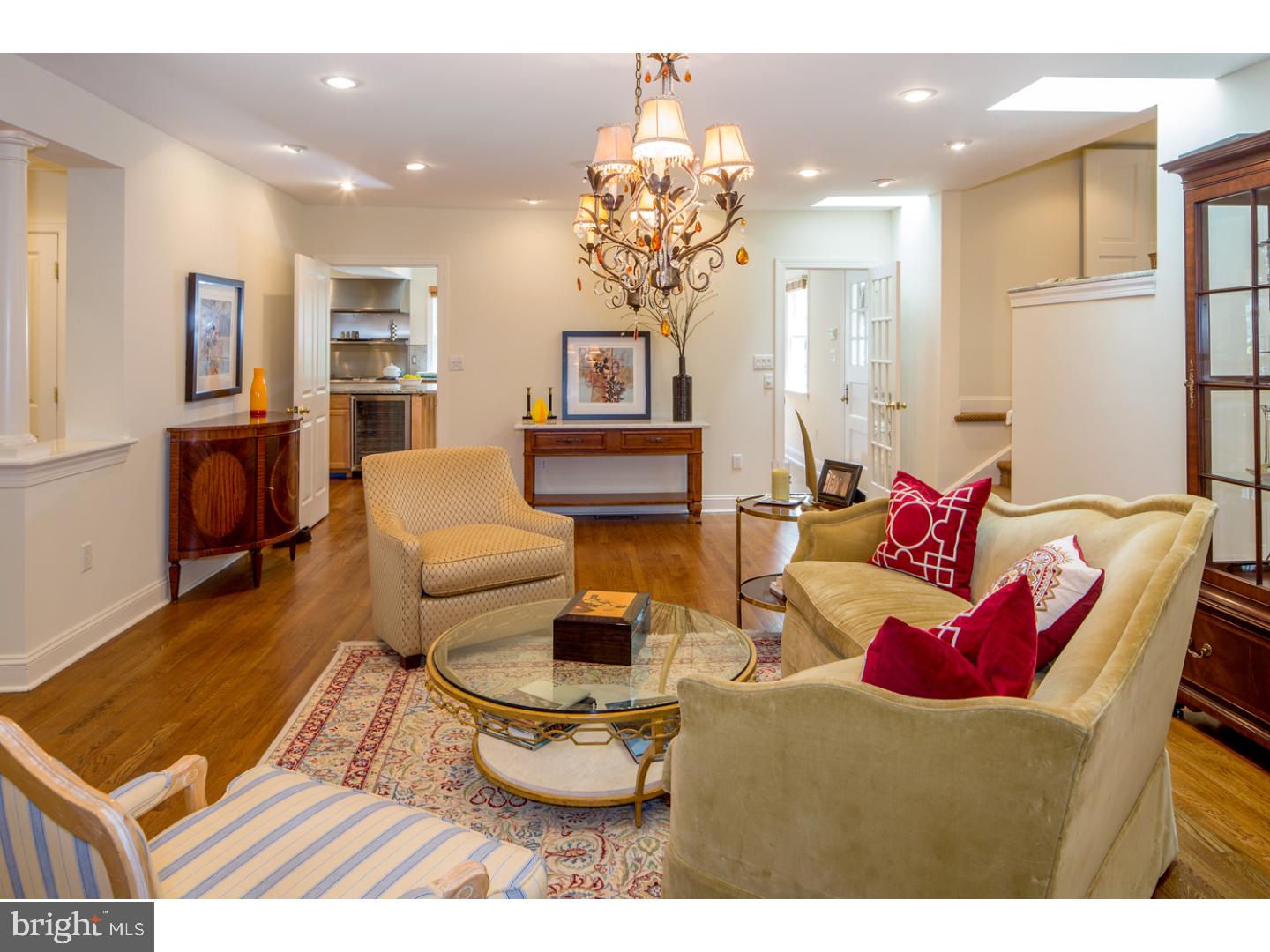 GLADWYNE - Residential