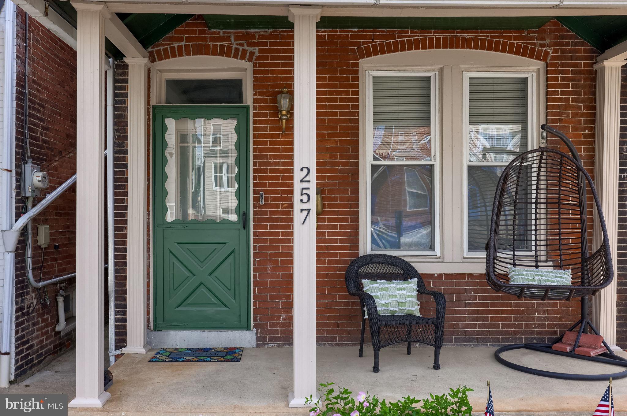 257 S 8TH STREET 259