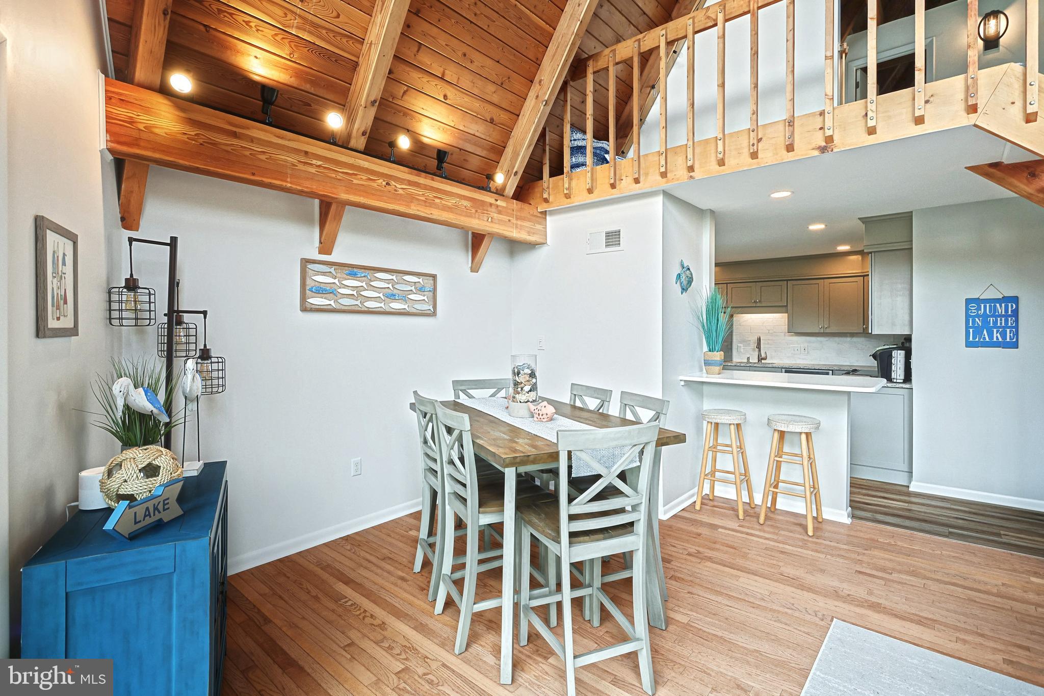 LAKE MEADE - Residential