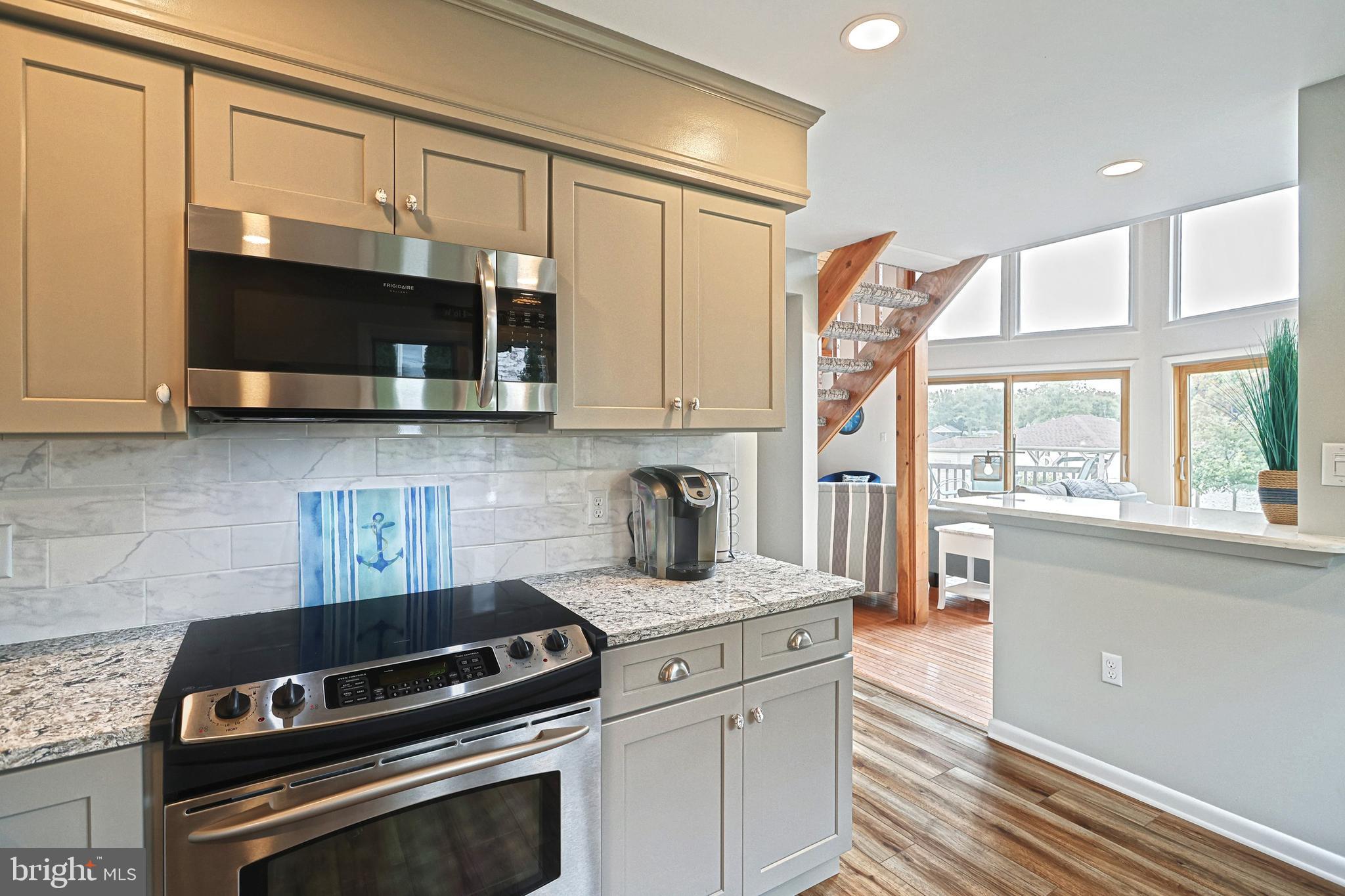 LAKE MEADE - Residential