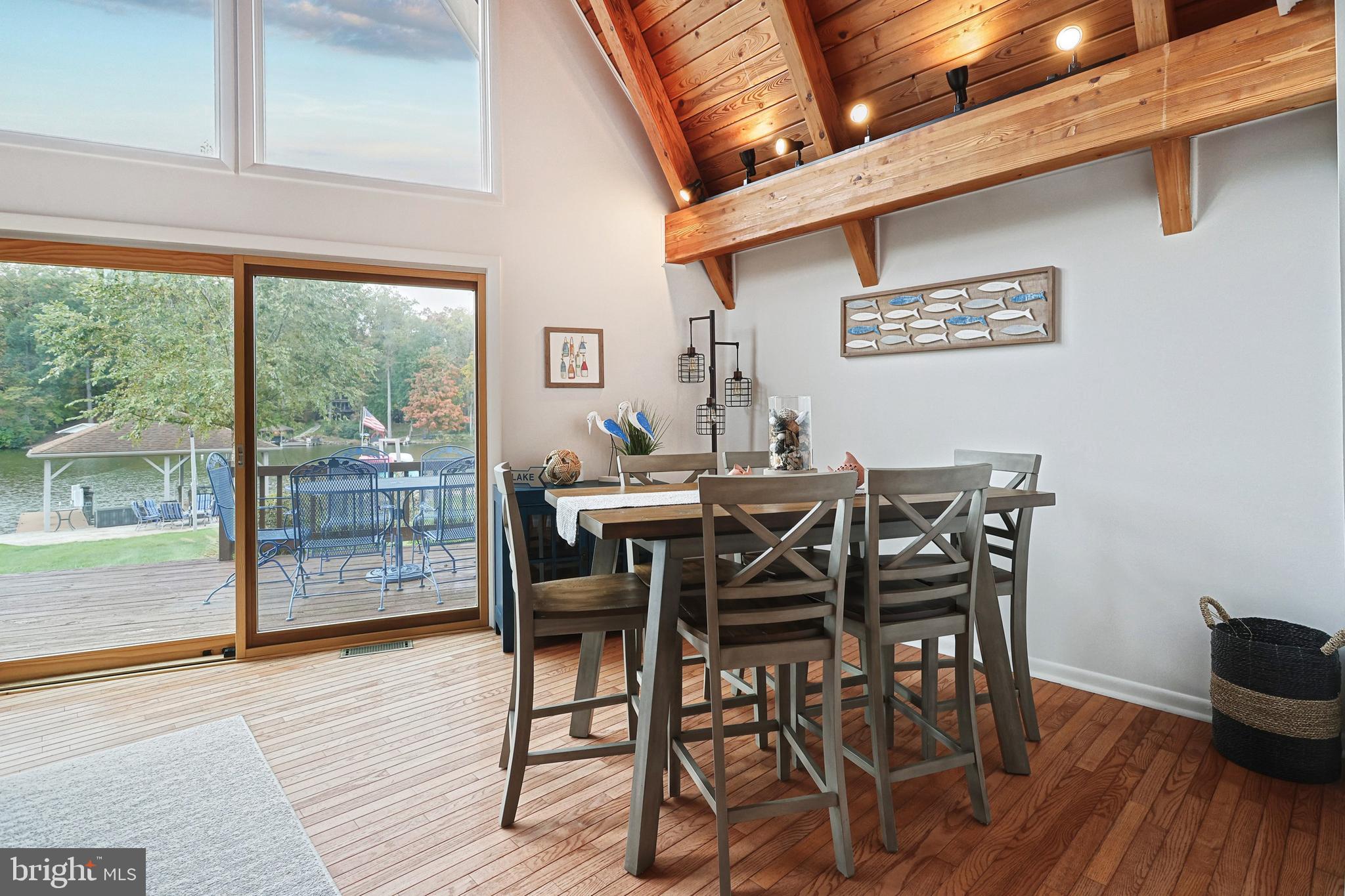 LAKE MEADE - Residential