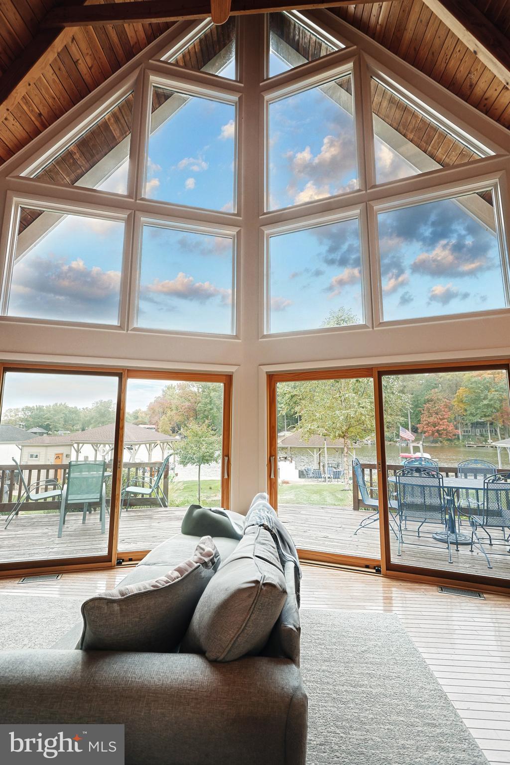 LAKE MEADE - Residential