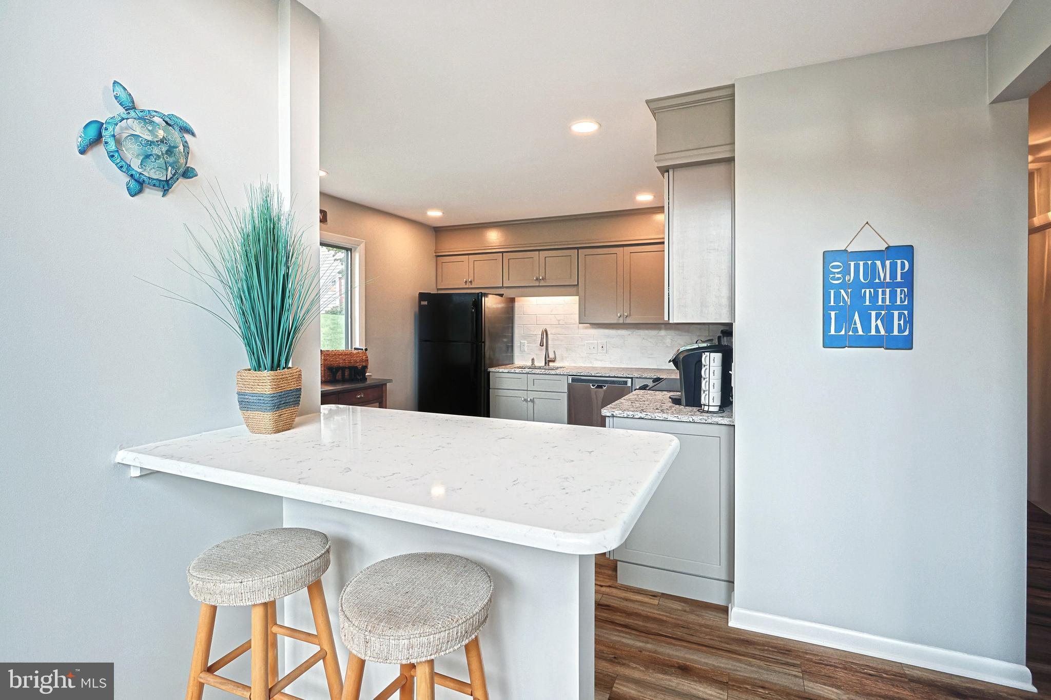 LAKE MEADE - Residential