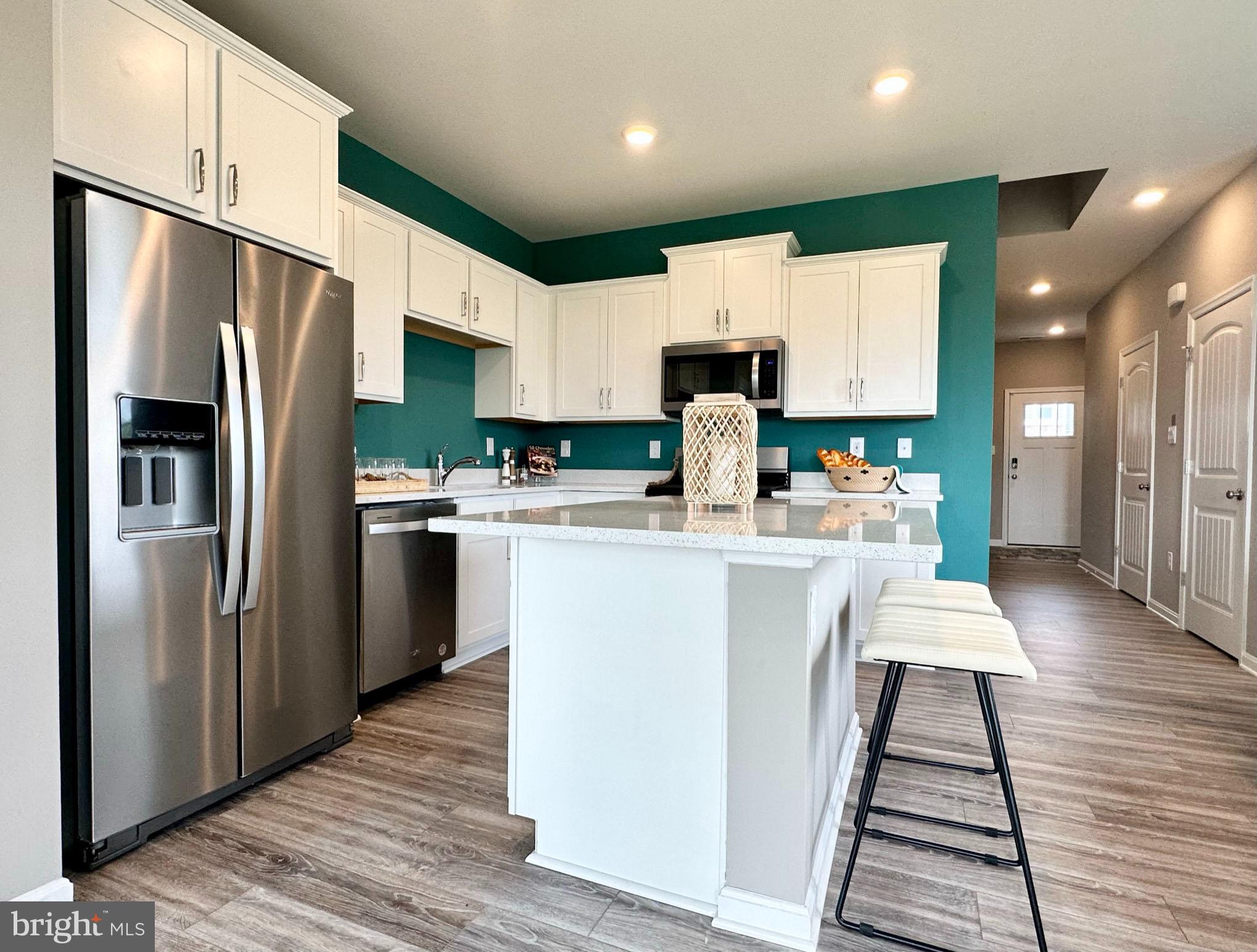 9242 GREENWAY TRAIL