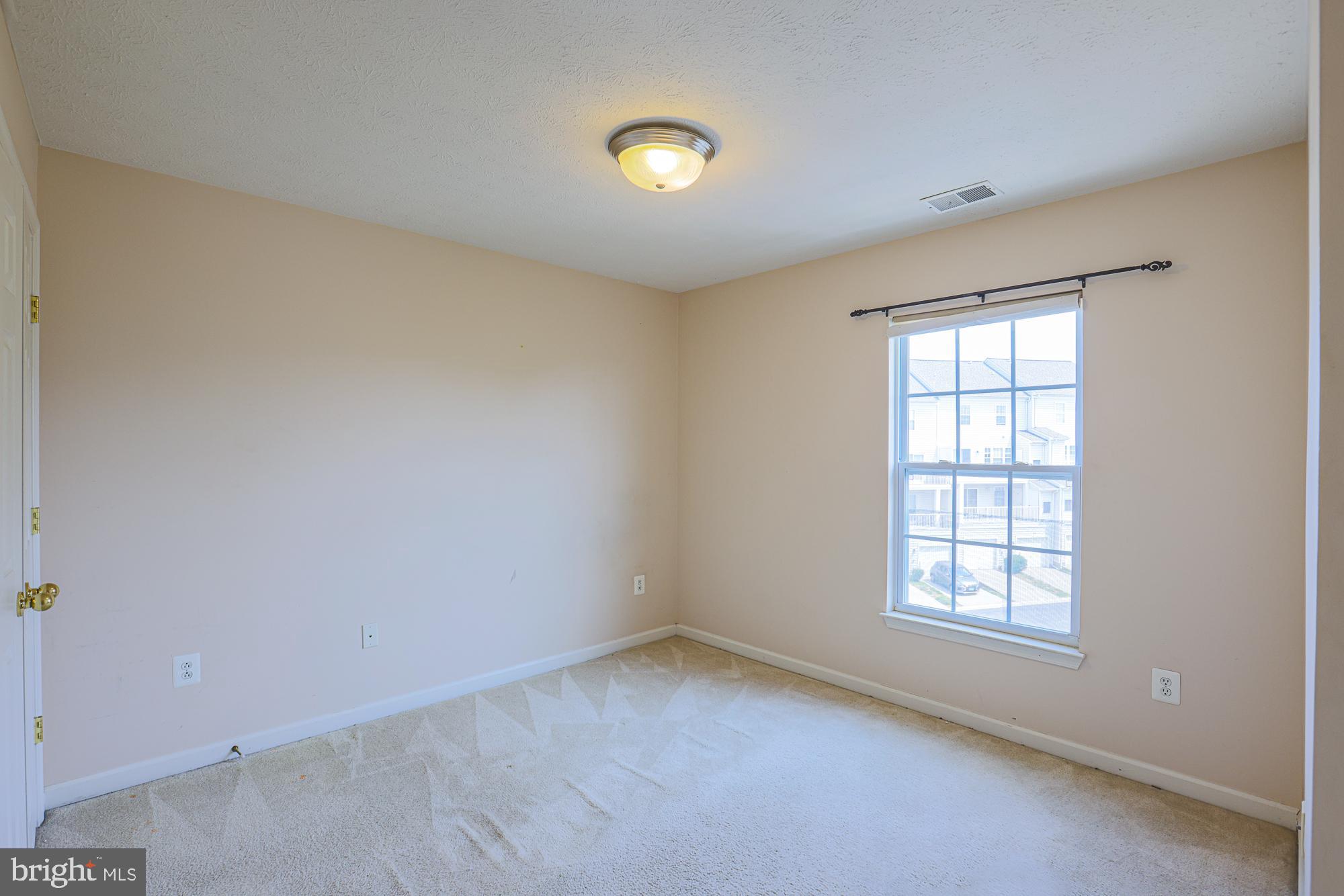 VILLAGE OF MILL RUN - Residential