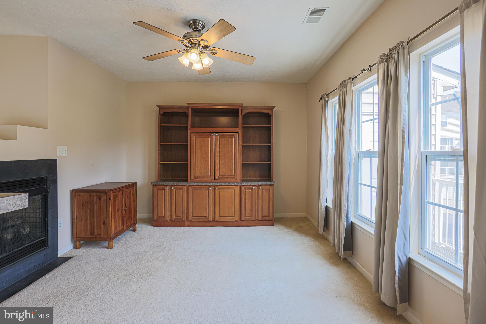 VILLAGE OF MILL RUN - Residential