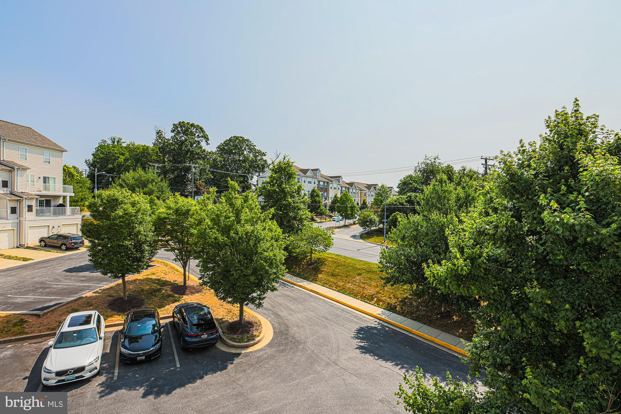 VILLAGE OF MILL RUN - Residential