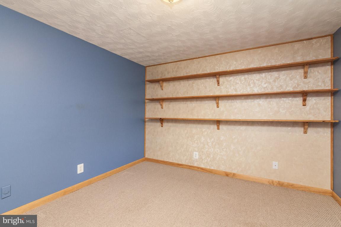 LYNNBROOK SUB - Residential