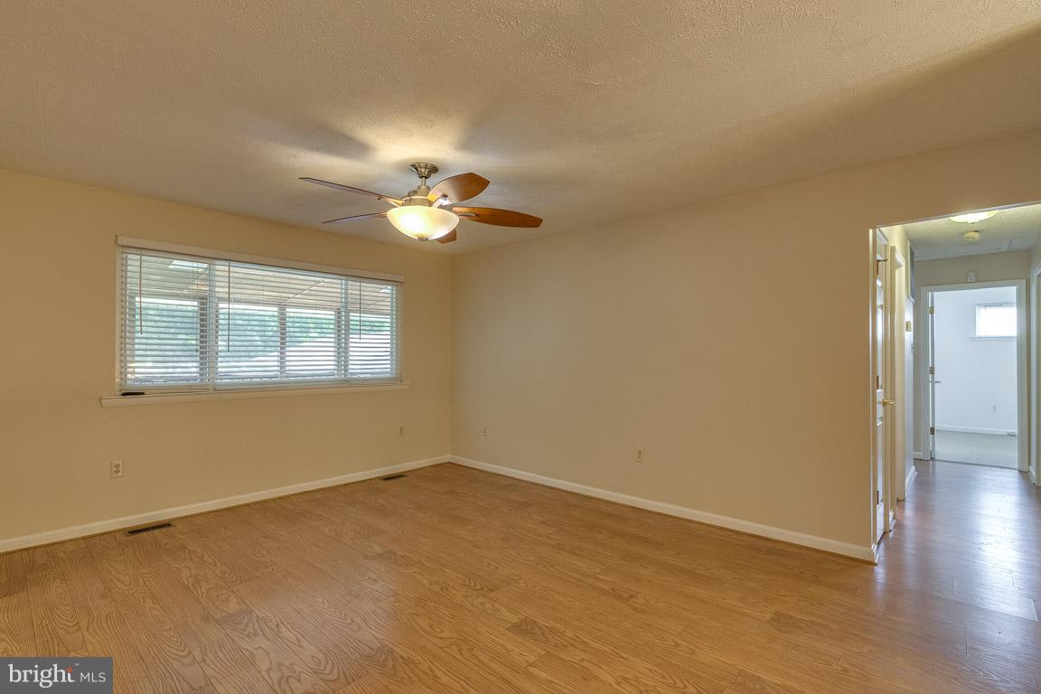 LYNNBROOK SUB - Residential