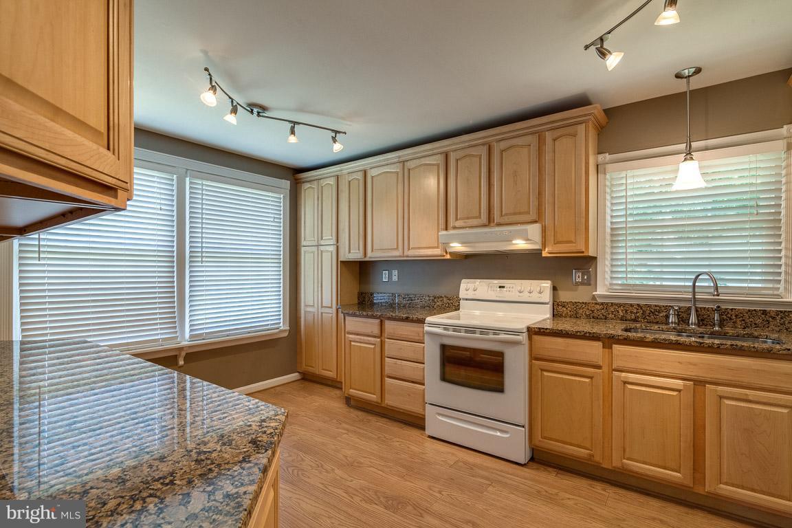 LYNNBROOK SUB - Residential