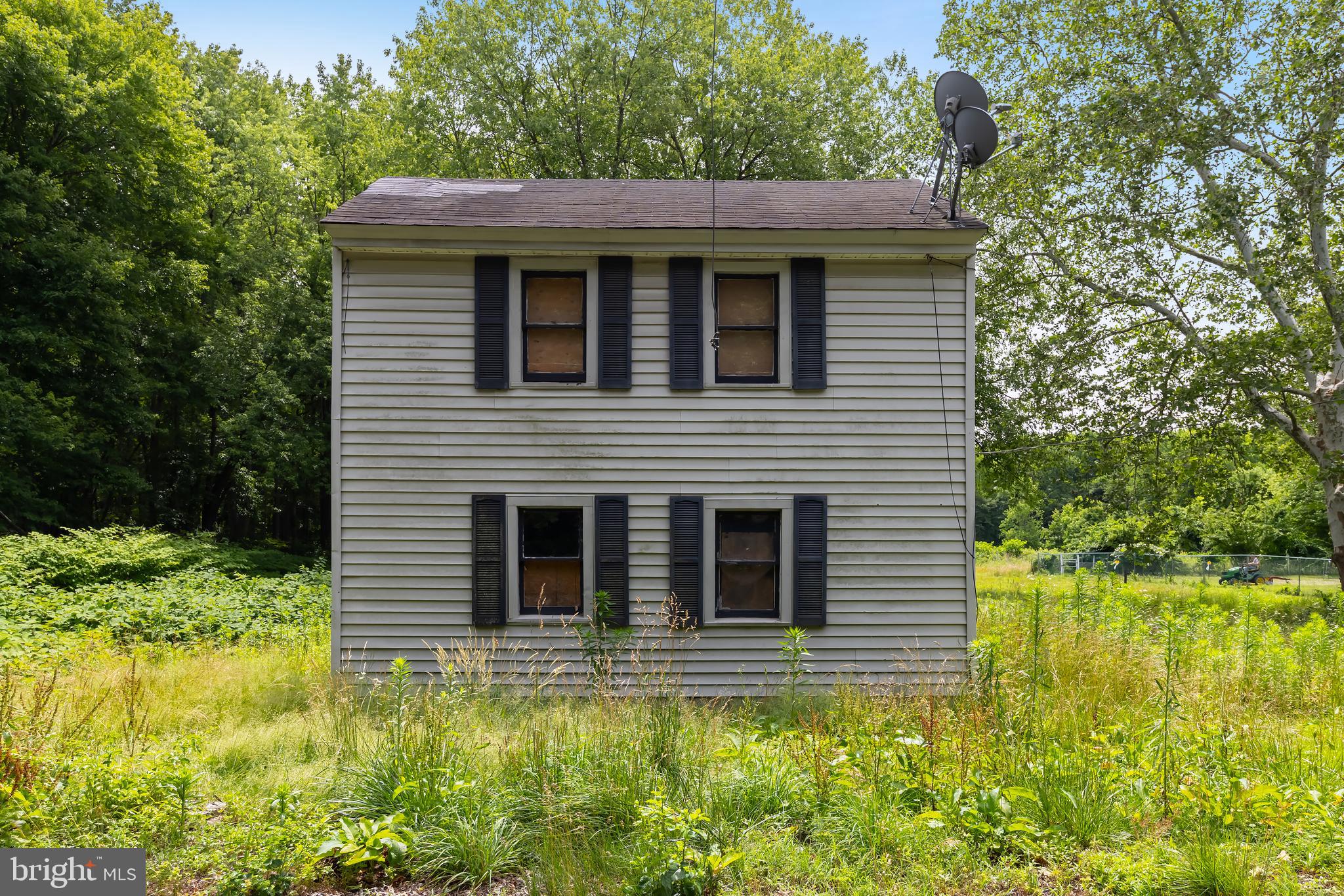 441 S PENNSVILLE AUBURN
