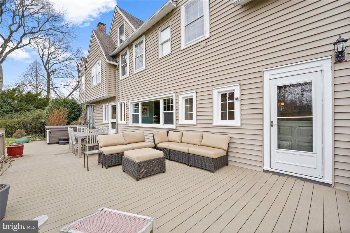 SOUTH WAYNE - Residential