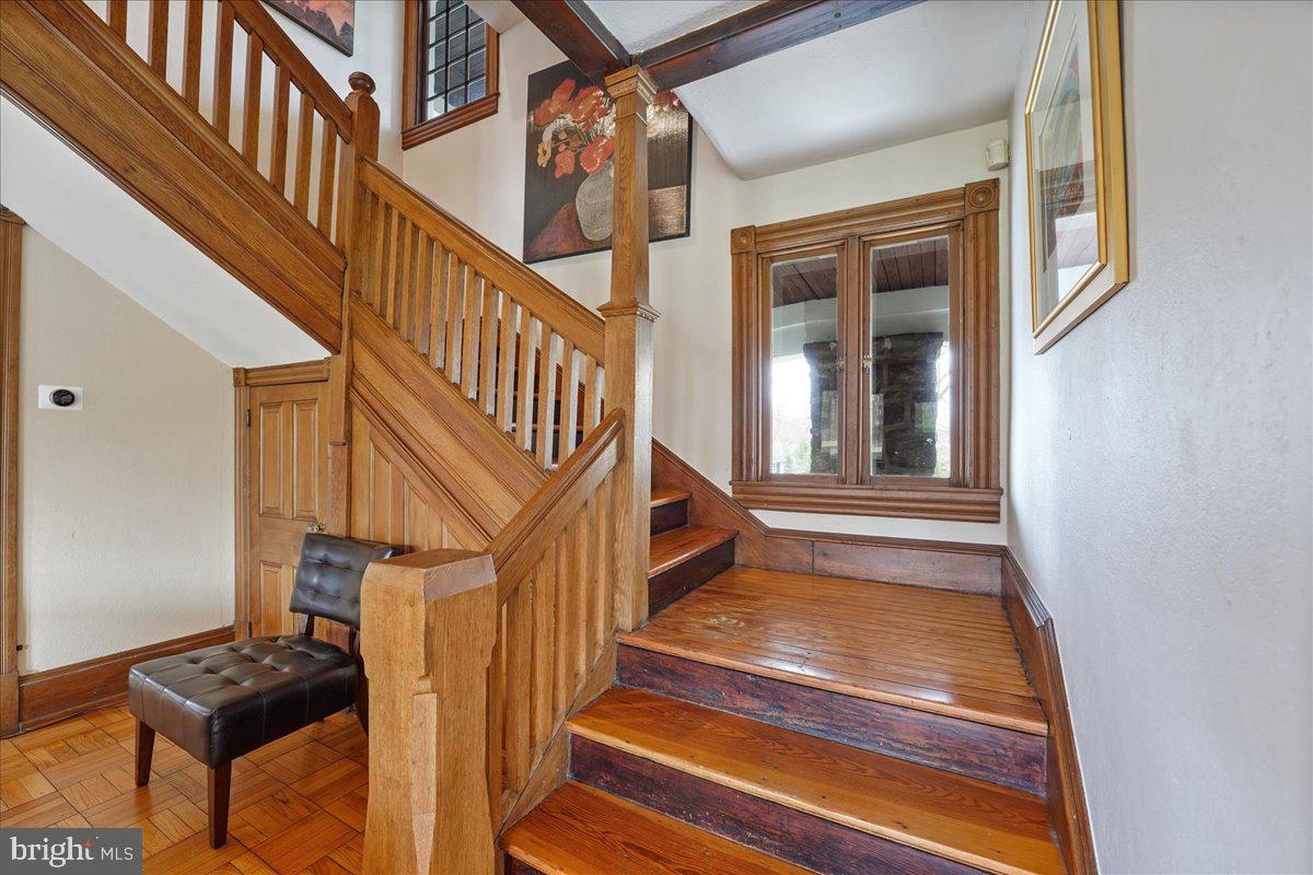 SOUTH WAYNE - Residential