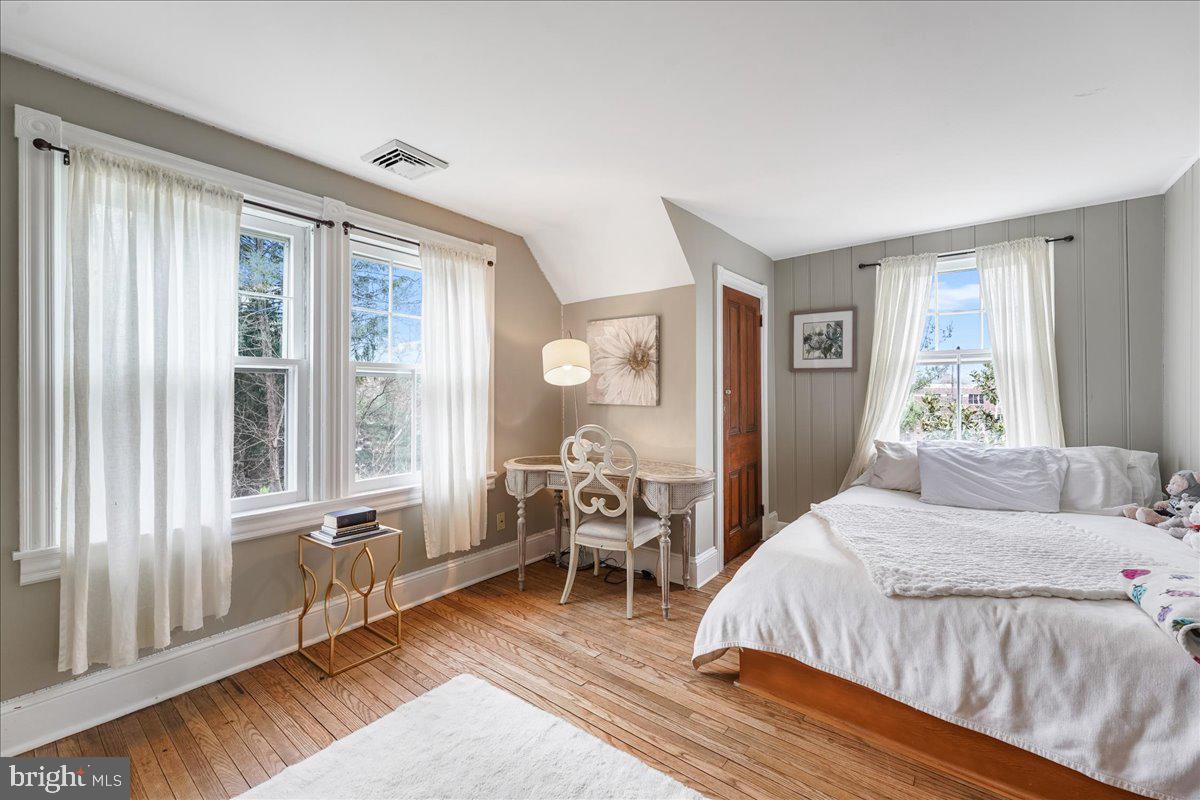 SOUTH WAYNE - Residential