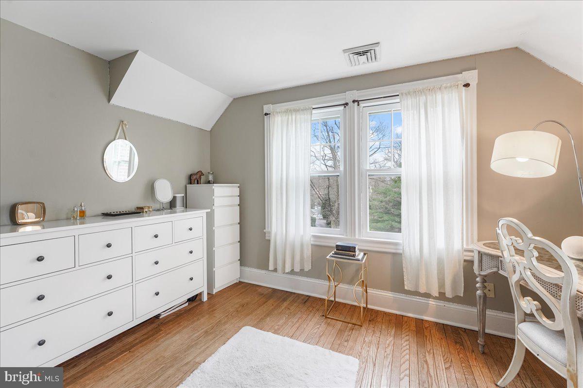 SOUTH WAYNE - Residential