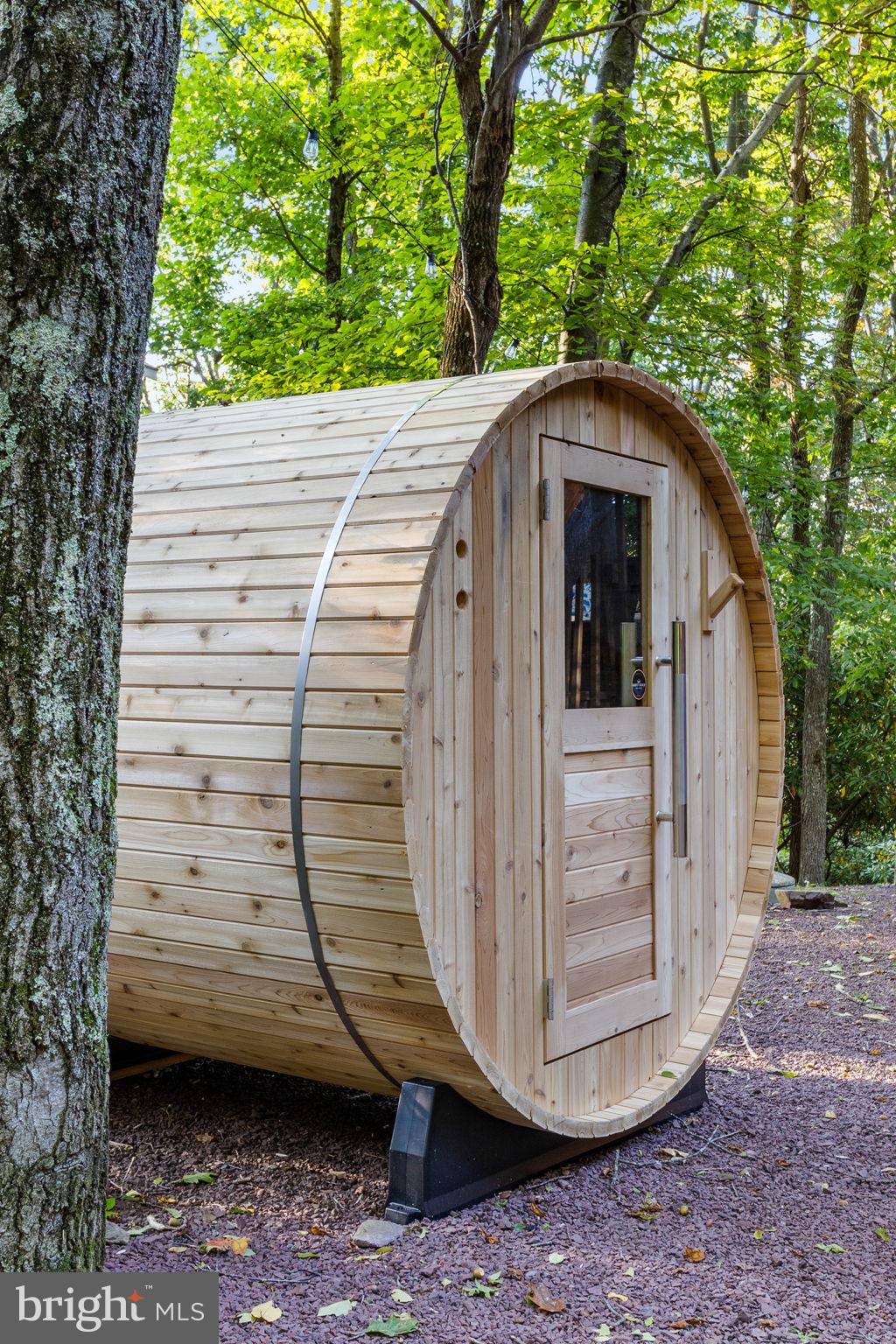 LAKE HARMONY ESTATES - Residential