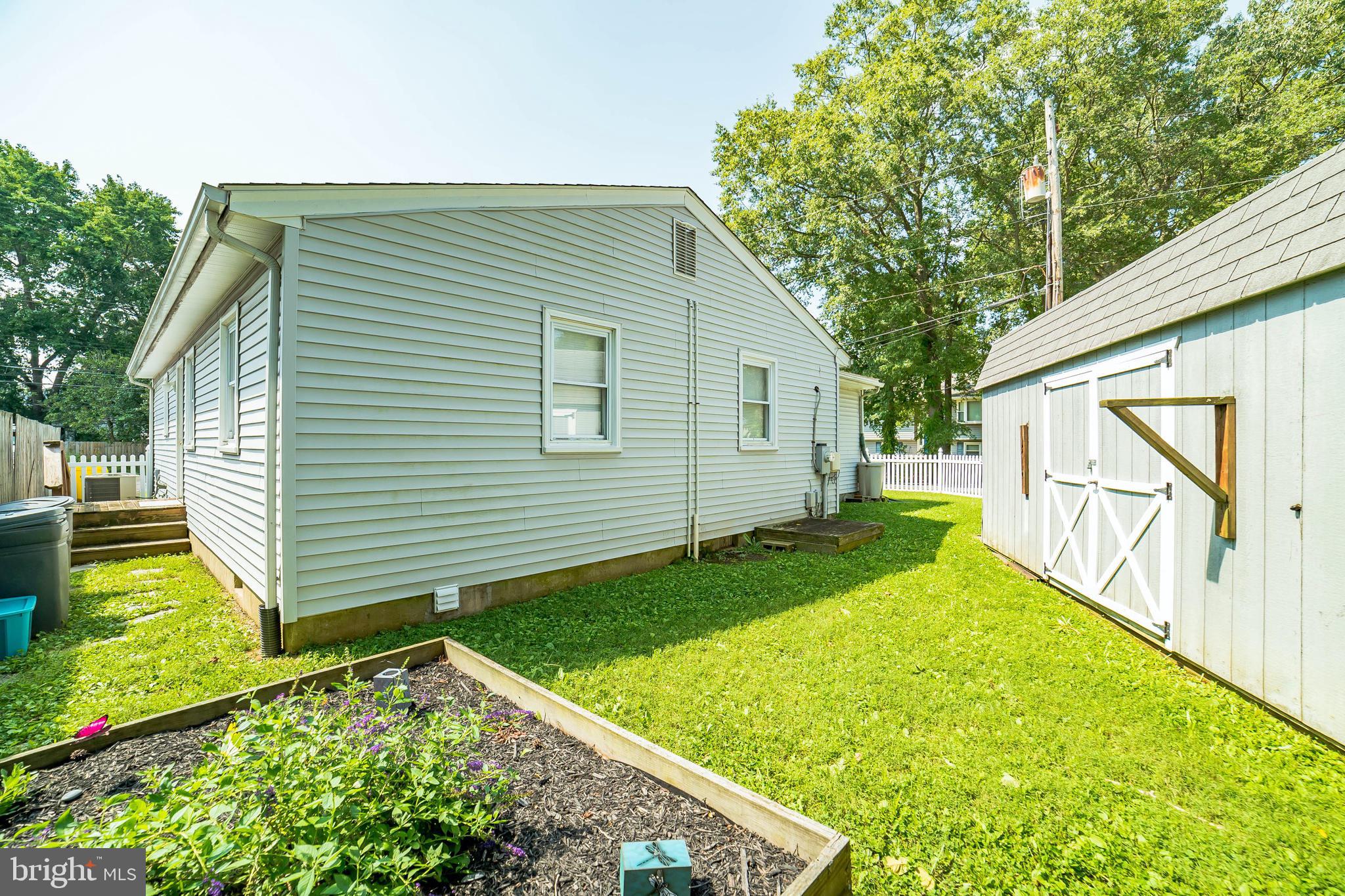 LONDONTOWN - Residential