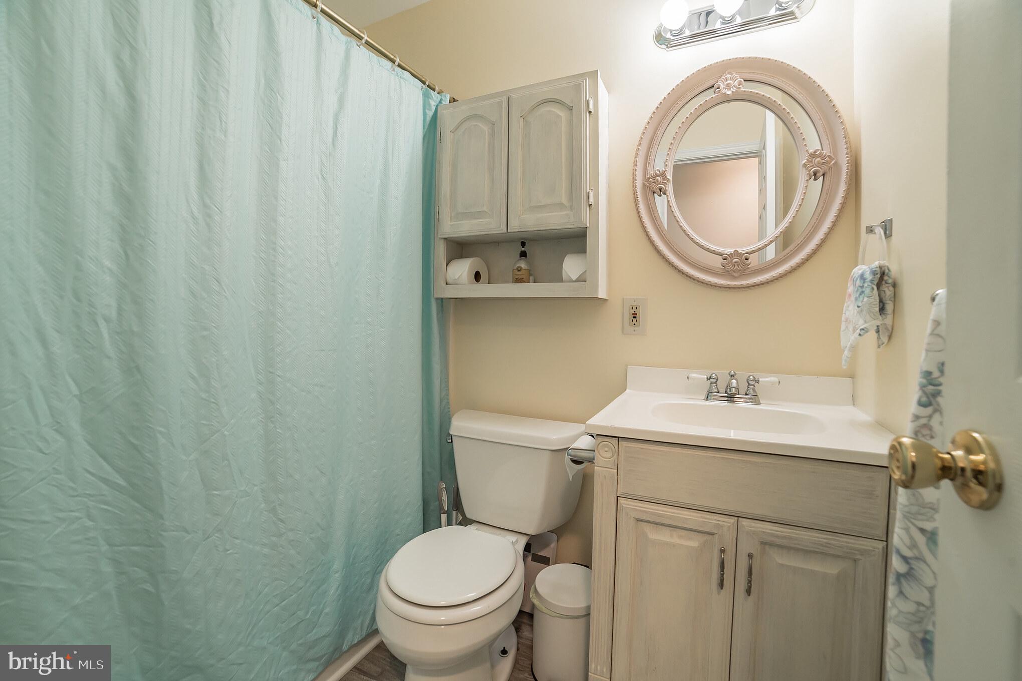 LONDONTOWN - Residential