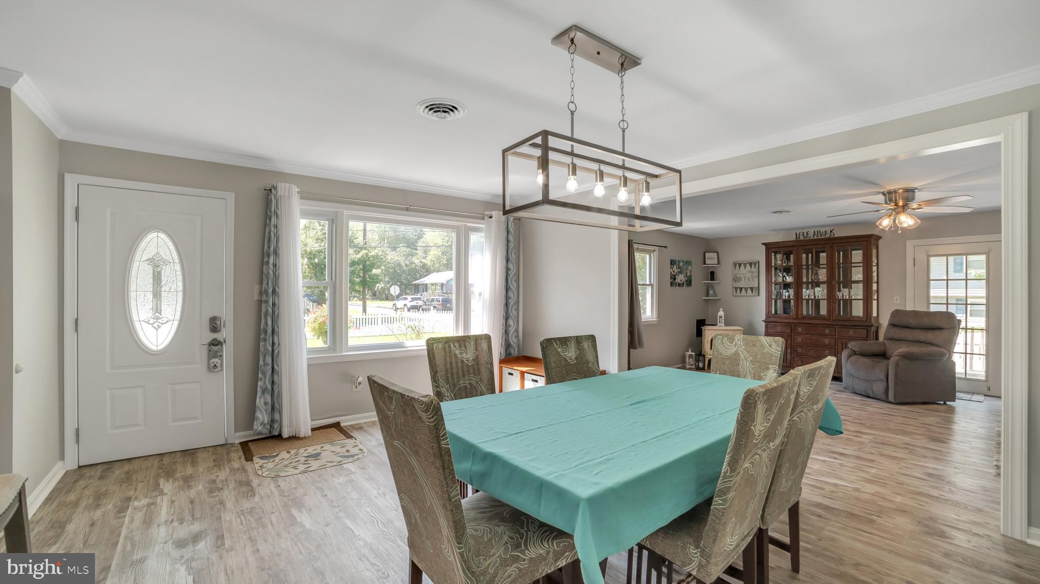 LONDONTOWN - Residential