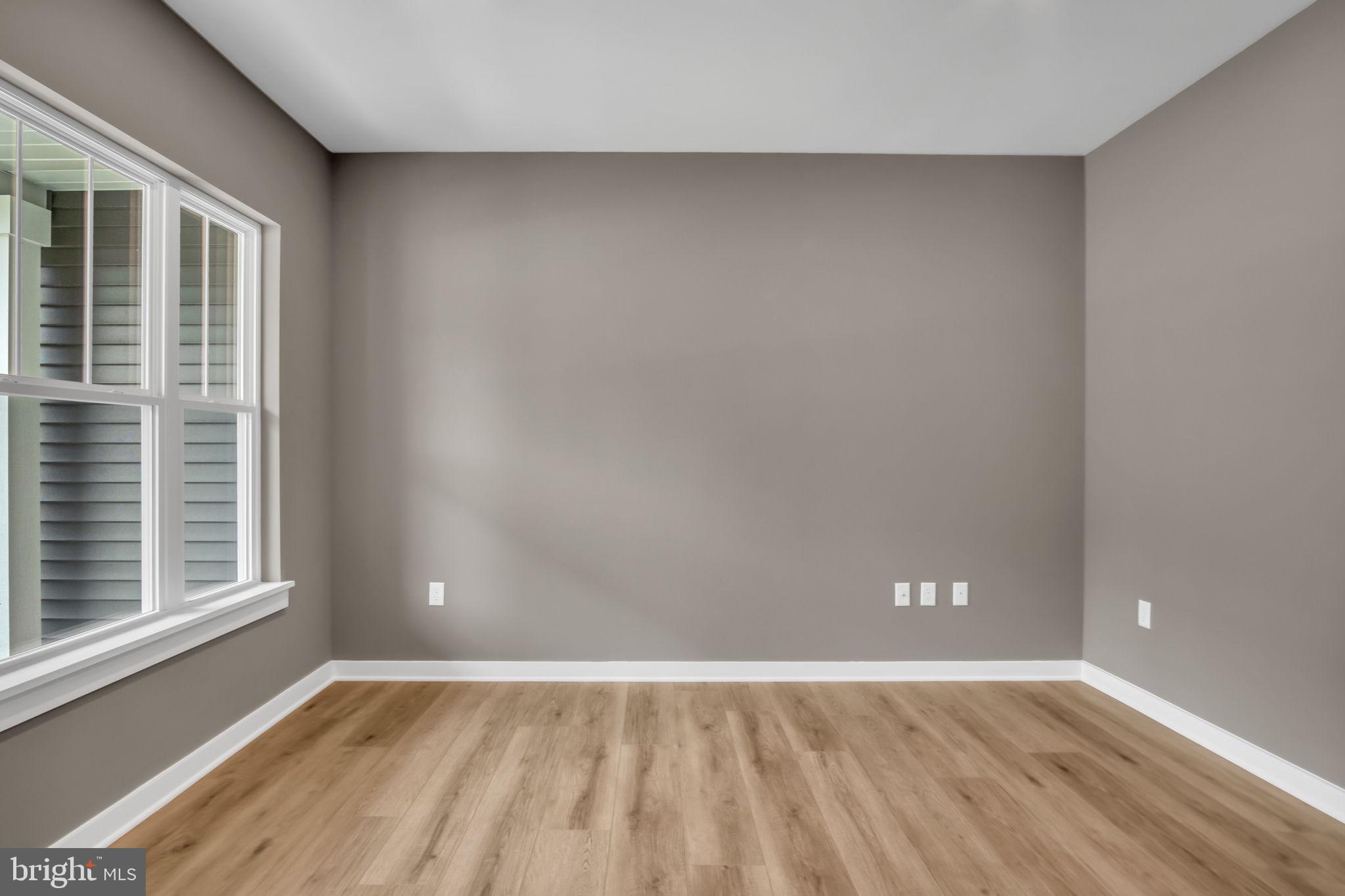 ROCKVILLE ESTATES - Residential