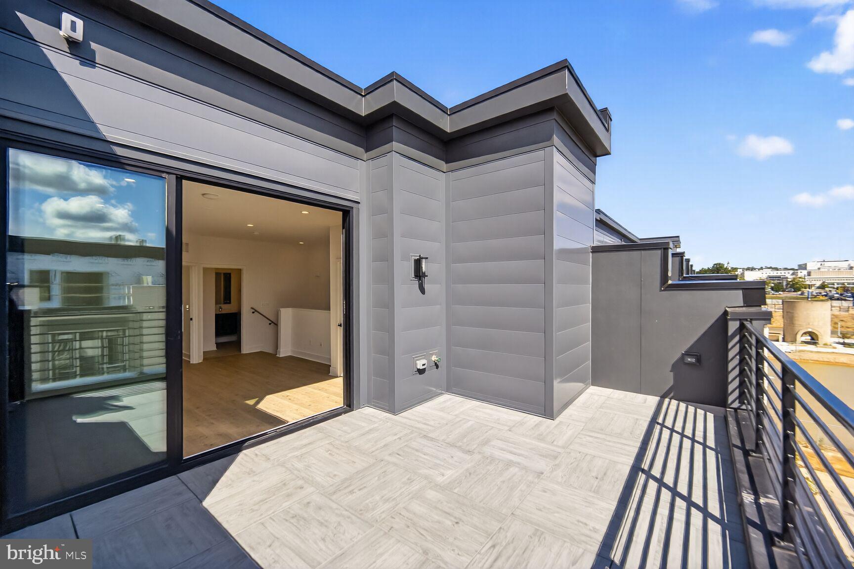 61 LOWER SERVICE COURT NW HOMESITE 940