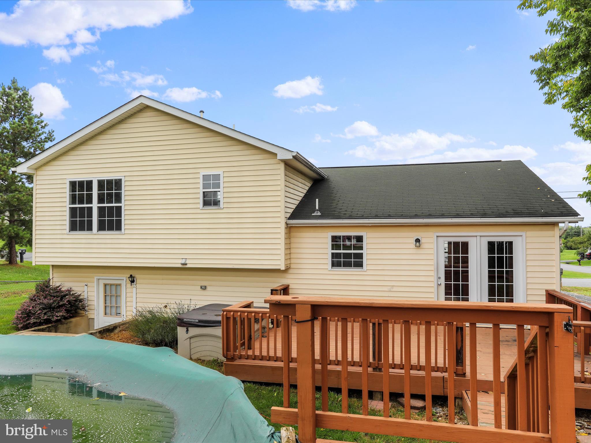 PIKESIDE MEADOWS - Residential