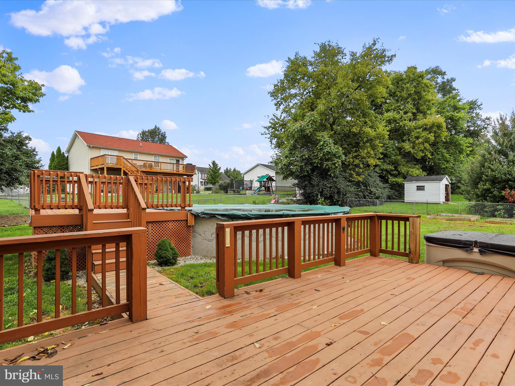 PIKESIDE MEADOWS - Residential