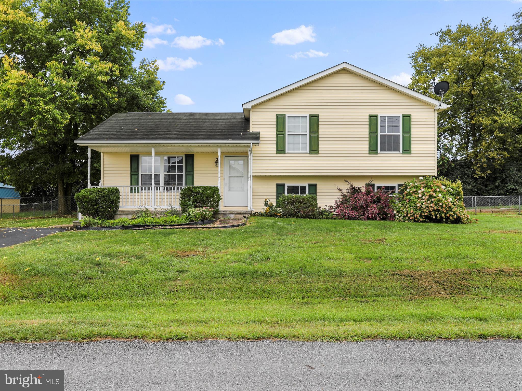 PIKESIDE MEADOWS - Residential