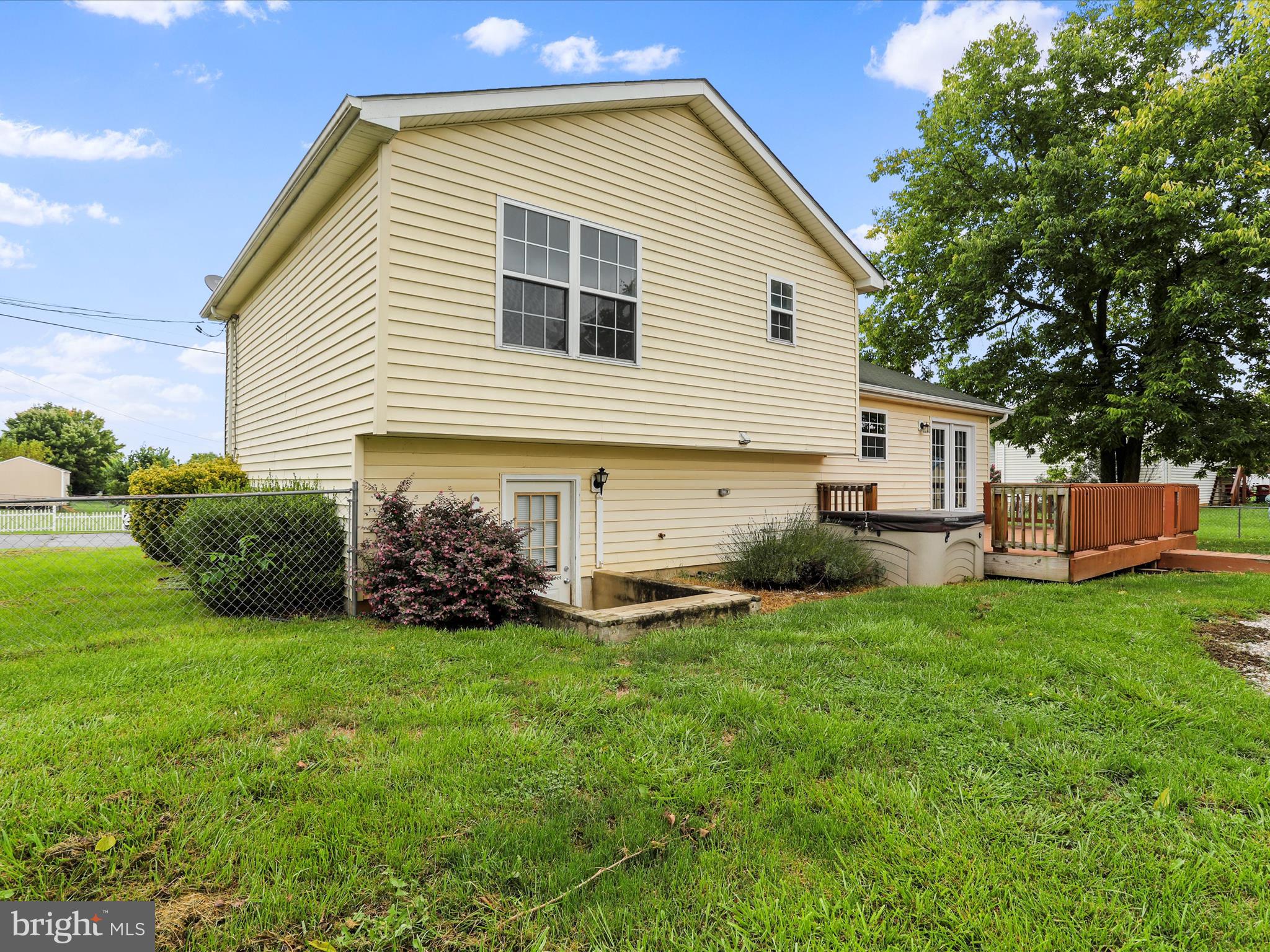 PIKESIDE MEADOWS - Residential