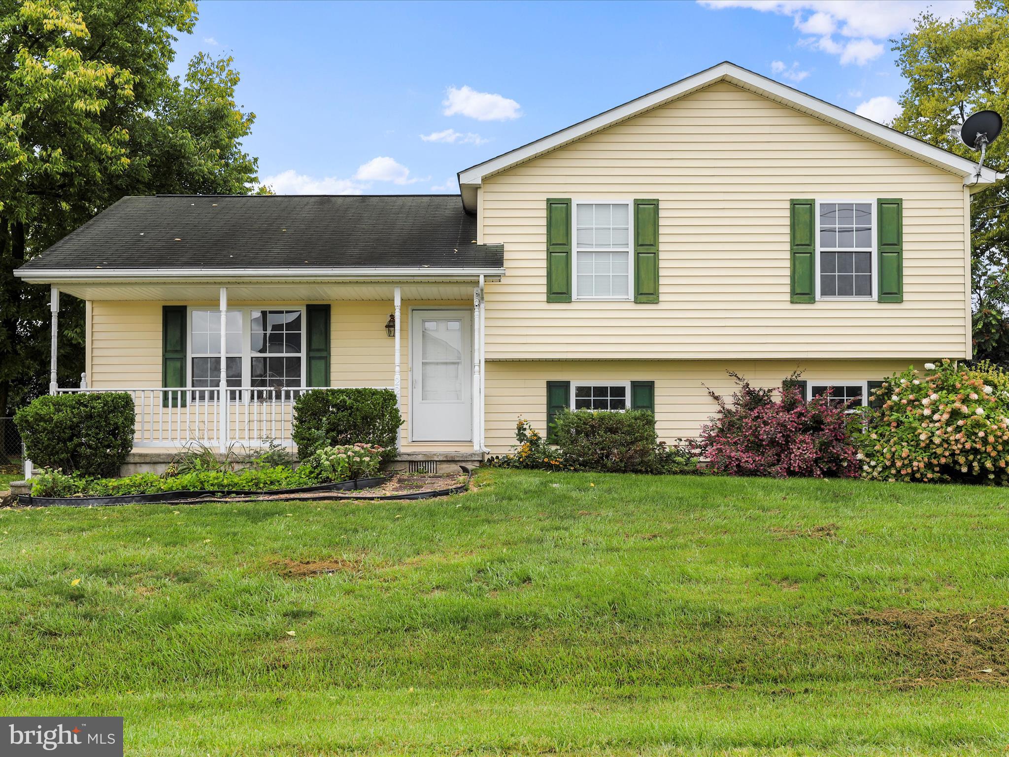 PIKESIDE MEADOWS - Residential